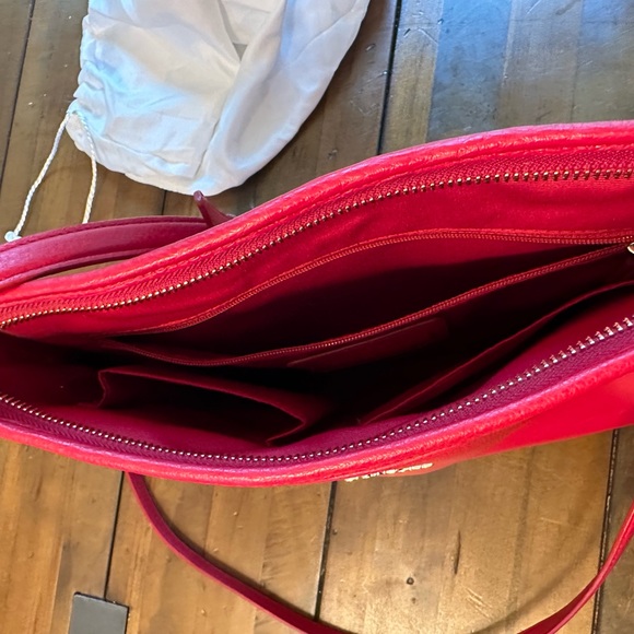 COACH Cherry (and Cheery!) Red Leather Purse - Picture 10 of 12